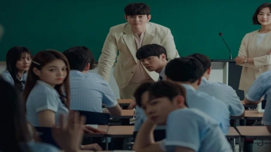 Ver Class of Lies (Mr. Temporary) episodio 1 online