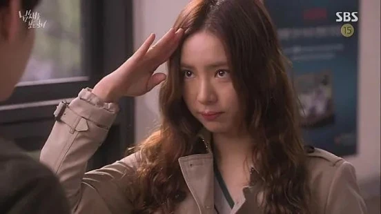 Ver The Girl Who Sees Smells episodio 1 online