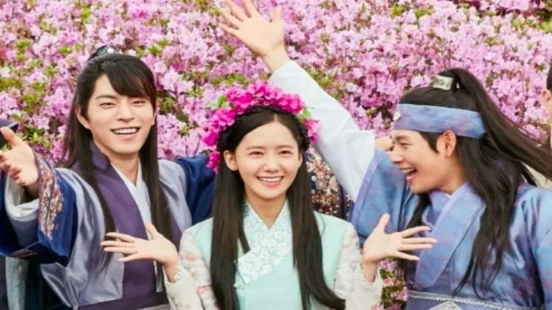 Ver The King Loves episodio 1 online